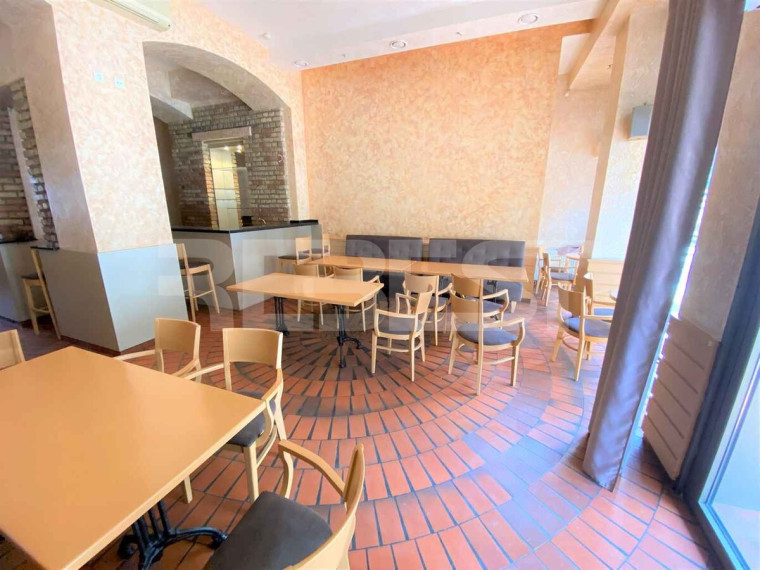Parduodamos administracinės, paslaugų, prekybos patalpos Vilniaus g., Centras, Šiaulių m., Šiaulių m. sav., 287 m2 ploto 3