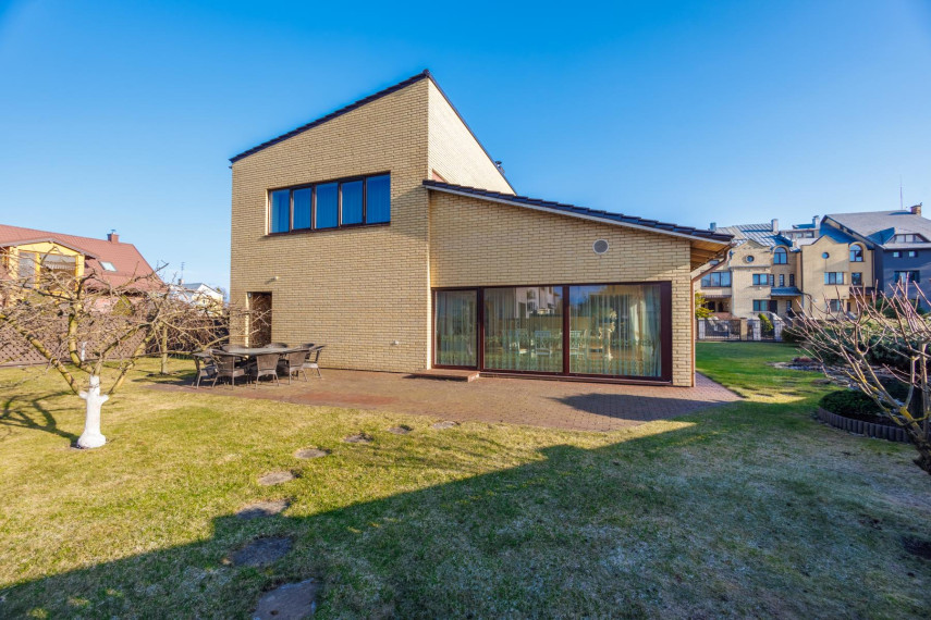 Parduodamas namas Sūkurių g., Šilainiai, Kauno m., Kauno m. sav., 273.79 m² ploto 4 kambariai 45