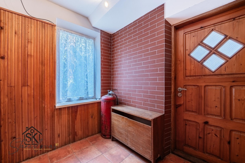 PARDUODAMAS NAMAS SU 12.34 A ŽEMĖS SKLYPU ŠILUTĖJE, ŽALGIRIO G. 17 30