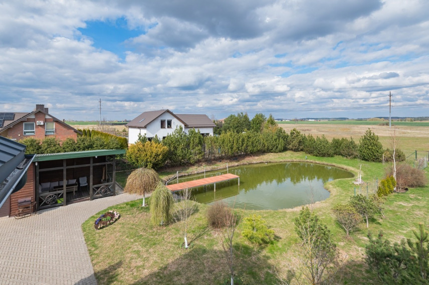 Parduodamas namas Lantainių g., Domeikavos k., Kauno r. sav., 204 m2 ploto, 2 aukštai 24