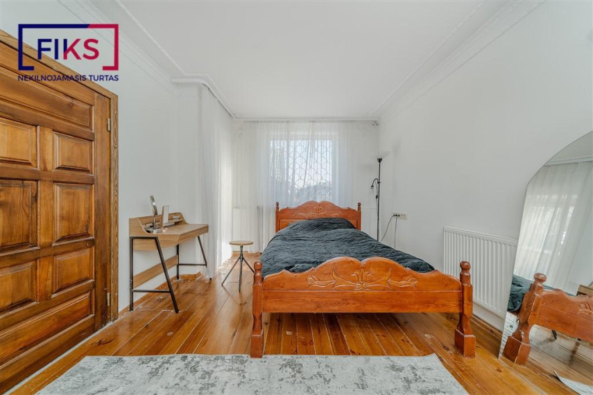 Parduodamas namas Uosio g., Žaliakalnis, Kauno m., Kauno m. sav., 508.00 m² ploto 13 kambarių 17