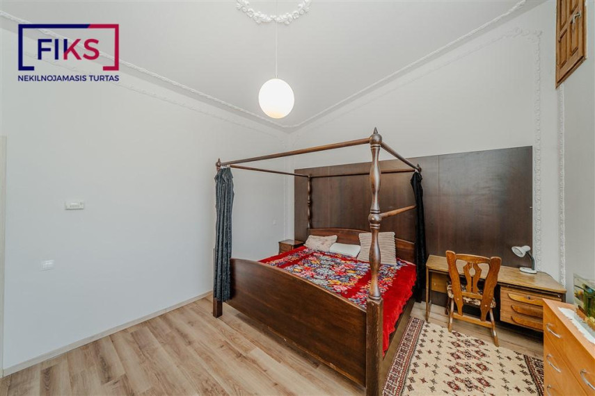 Parduodamas namas Uosio g., Žaliakalnis, Kauno m., Kauno m. sav., 508.00 m² ploto 13 kambarių 25