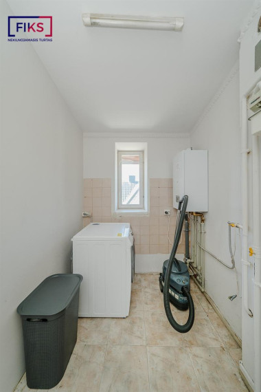 Parduodamas namas Uosio g., Žaliakalnis, Kauno m., Kauno m. sav., 508.00 m² ploto 13 kambarių 26