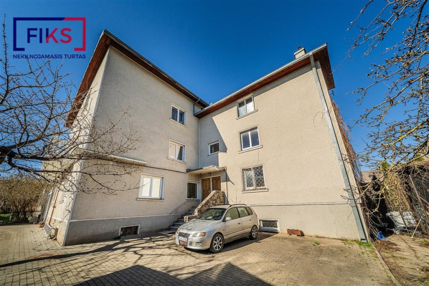 Parduodamas namas Uosio g., Žaliakalnis, Kauno m., Kauno m. sav., 508.00 m² ploto 13 kambarių 33