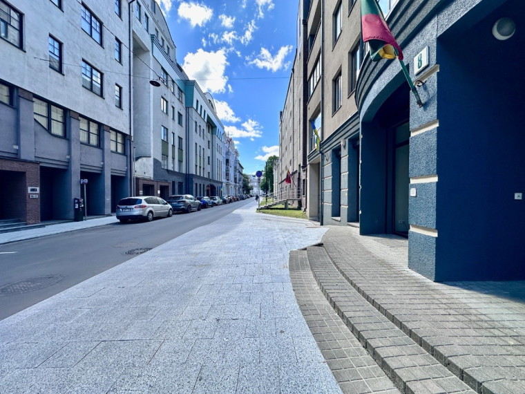 Nuomojamos administracinės patalpos Teatro g., Vilniaus m., Vilniaus m. sav., 100 m2 ploto 1