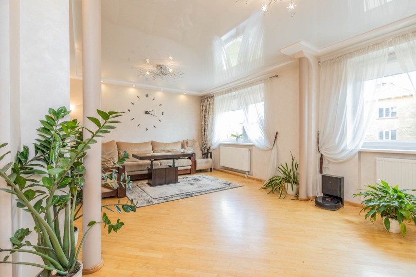 Parduodamas namas Panerių g., Kauno m., Kauno m. sav., 250 m2 ploto, 3 aukštai 7