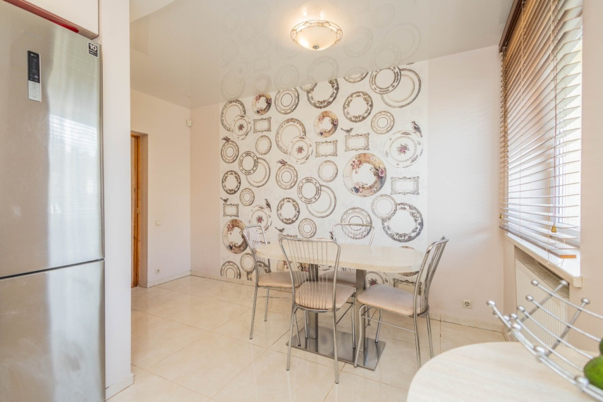 Parduodamas namas Panerių g., Kauno m., Kauno m. sav., 250 m2 ploto, 3 aukštai 16