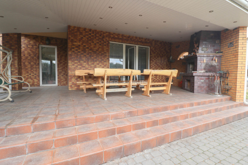 Parduodamas namas Rugiagėlių g., Klonių k., Vilniaus r. sav., 225 m2 ploto, 2 aukštai 5