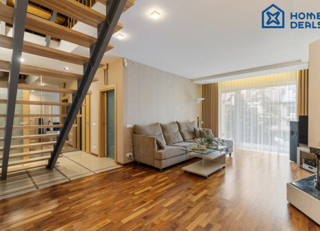 Parduodamas namas Žalčio Karūnos al., Aukštutiniai Kaniūkai, Kauno m., Kauno m. sav., 279.42 m² ploto 4 kambariai Parduodamas namas Žalčio Karūnos al., Aukštutiniai Kaniūkai, Kauno m., Kauno m. sav., 279.42 m² ploto 4 kambariai