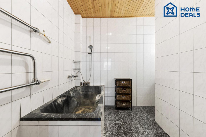 Parduodamas namas Žalčio Karūnos al., Aukštutiniai Kaniūkai, Kauno m., Kauno m. sav., 279.42 m² ploto 4 kambariai 28