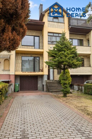 Parduodamas namas Žalčio Karūnos al., Aukštutiniai Kaniūkai, Kauno m., Kauno m. sav., 279.42 m² ploto 4 kambariai 32