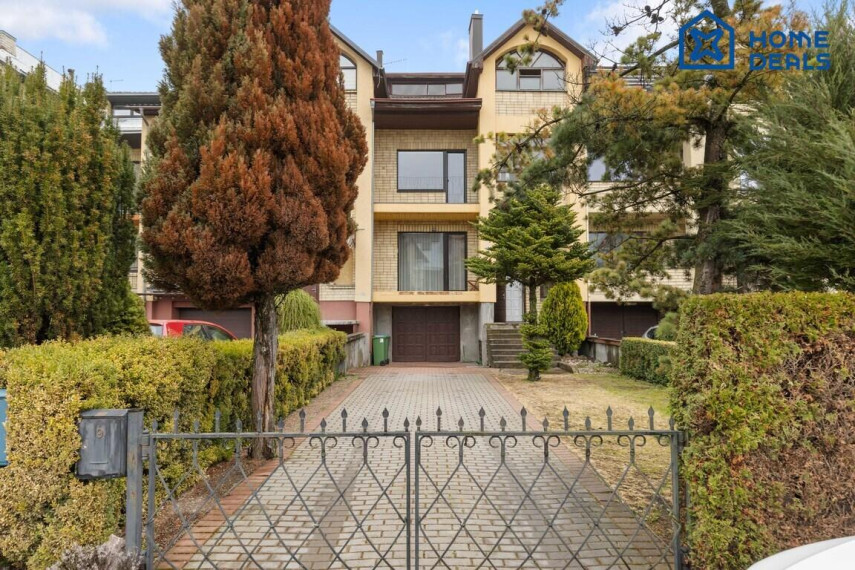 Parduodamas namas Žalčio Karūnos al., Aukštutiniai Kaniūkai, Kauno m., Kauno m. sav., 279.42 m² ploto 4 kambariai 33
