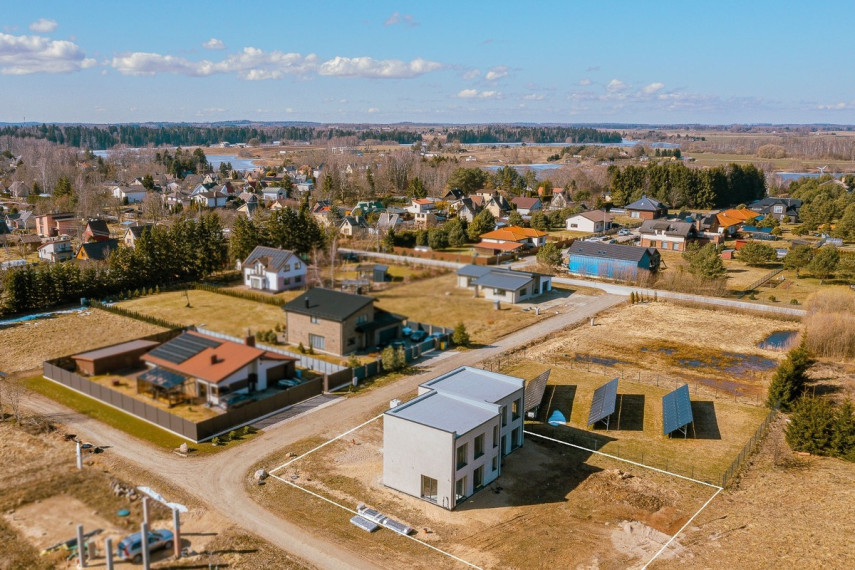 Parduodamas namas Vakaro g., Meškių k., Šiaulių r. sav., 100.39 m2 ploto, 2 aukštai 27