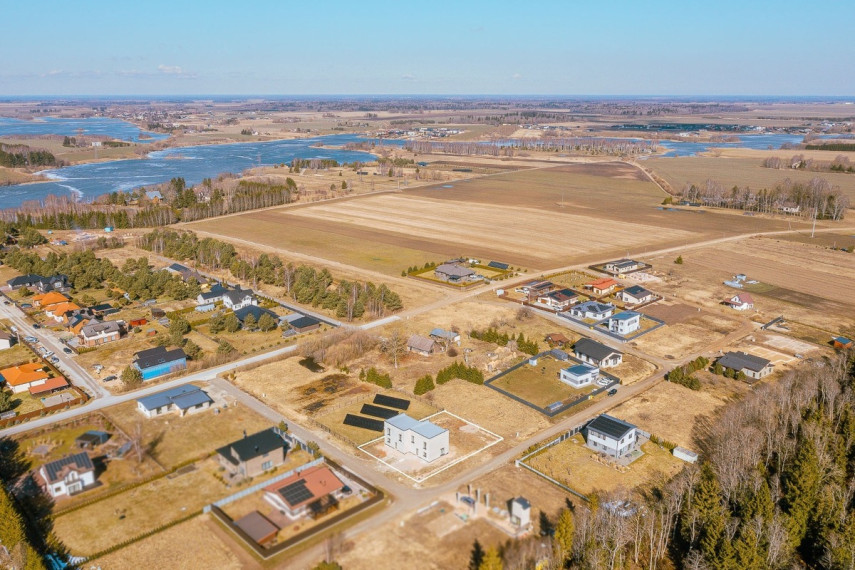 Parduodamas namas Vakaro g., Meškių k., Šiaulių r. sav., 100.39 m2 ploto, 2 aukštai 29