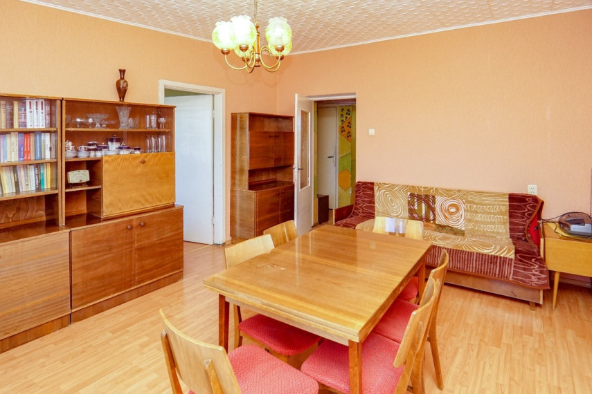 Parduodamas butas J. Basanavičiaus g., Panevėžio m., Panevėžio m. sav., 59.34 m2 ploto, 3 kambariai 4