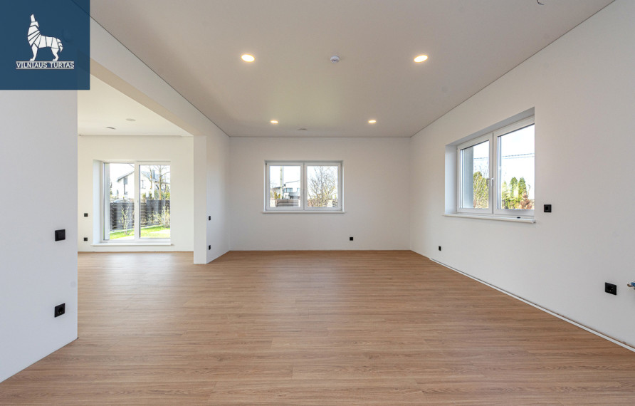 Parduodamas namas Aukštoji g., Karklėnų k., Vilniaus r. sav., 177.51 m2 ploto, 2 aukštai 8