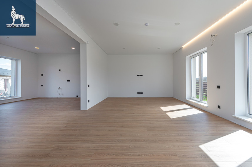 Parduodamas namas Aukštoji g., Karklėnų k., Vilniaus r. sav., 177.51 m2 ploto, 2 aukštai 3