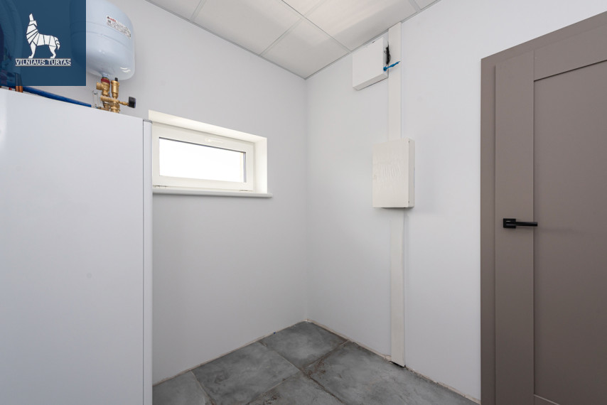 Parduodamas namas Aukštoji g., Karklėnų k., Vilniaus r. sav., 177.51 m2 ploto, 2 aukštai 16