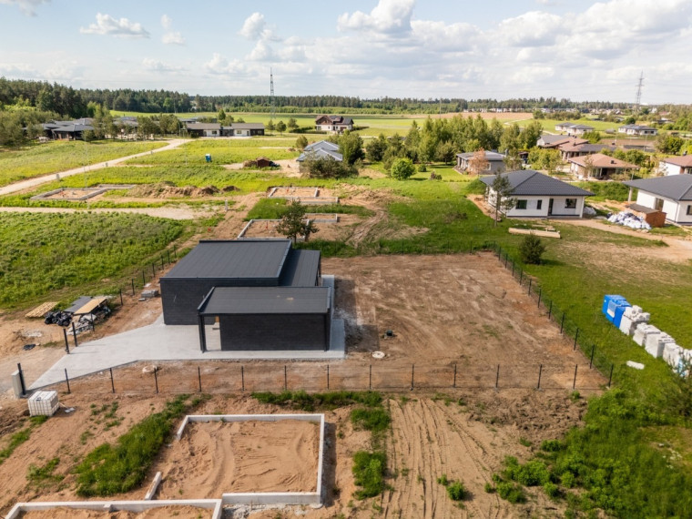 Parduodamas namas Žvaigždžių g., Ladygų k., Trakų r. sav., 110 m2 ploto, 1 aukštai 8