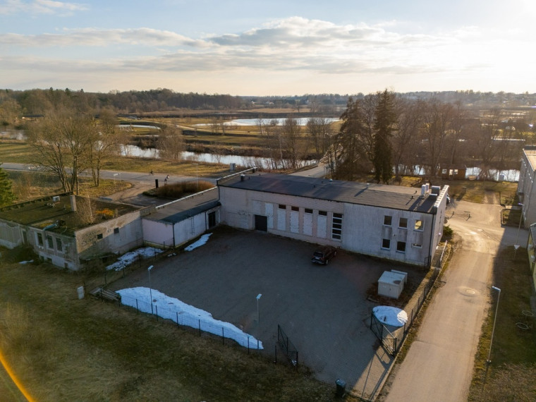 Parduodamos administracinės, gamybinės, kitos paskirties, sandėliavimo patalpos Tilto g., Stragnų II k., Klaipėdos r. sav., 477.05 m2 ploto 40
