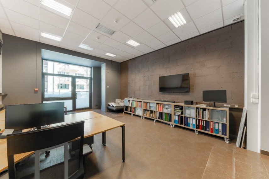 Parduodamos administracinės patalpos Šermukšnių g., Vilniaus m., Vilniaus m. sav., 130 m2 ploto 1