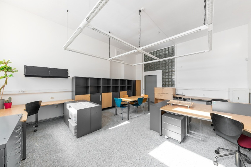 Parduodamos administracinės patalpos Šermukšnių g., Vilniaus m., Vilniaus m. sav., 130 m2 ploto 10