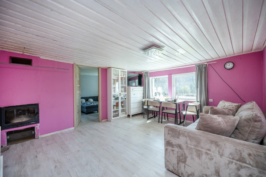 Parduodamas namas Senasalio g., Užuprūdžių k., Vilniaus r. sav., 57.3 m2 ploto, 1 aukštai 3