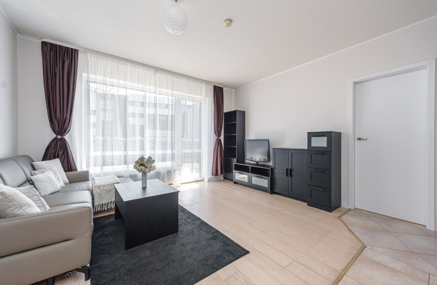 Nuomojamas butas Juozo Balčikonio g., Vilniaus m., Vilniaus m. sav., 51.53 m2 ploto, 3 kambariai 2