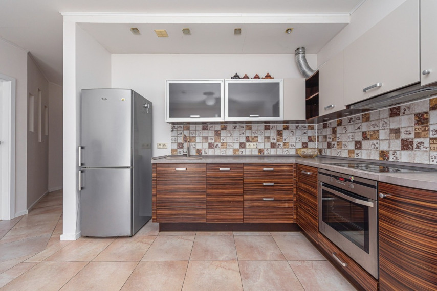 Nuomojamas butas Juozo Balčikonio g., Vilniaus m., Vilniaus m. sav., 51.53 m2 ploto, 3 kambariai 5