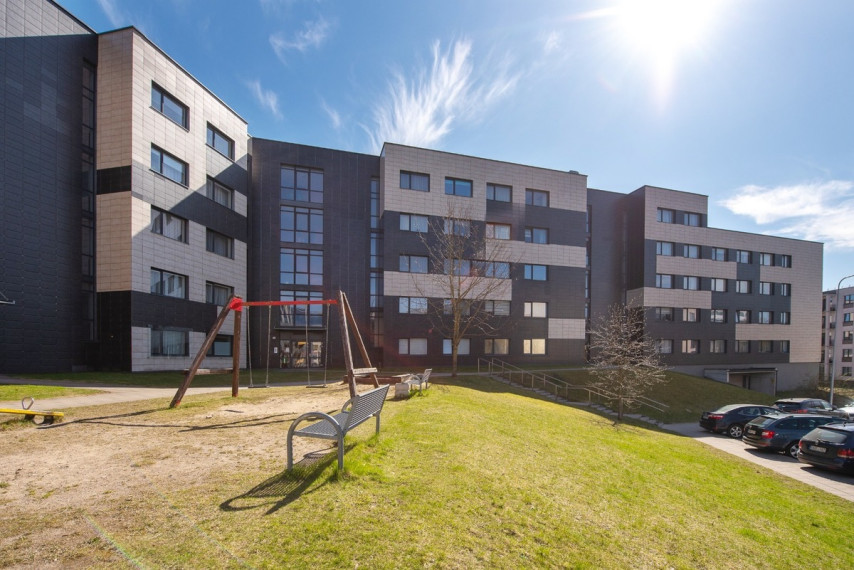 Nuomojamas butas Juozo Balčikonio g., Vilniaus m., Vilniaus m. sav., 51.53 m2 ploto, 3 kambariai 32