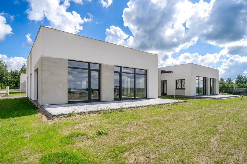Parduodamas namas Panoramos g., Parapijoniškių k., Vilniaus r. sav., 104 m2 ploto, 1 aukštai 3