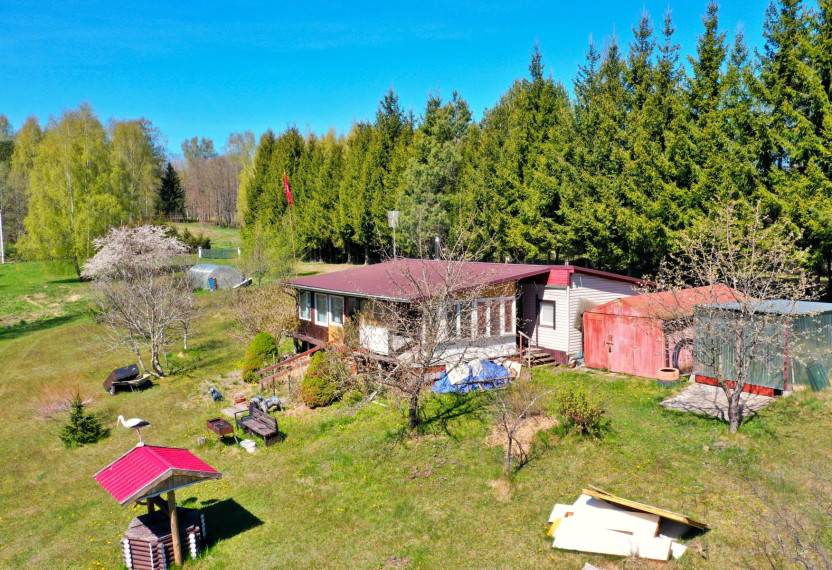 Parduodamas namas Medeikių k., Molėtų r. sav., 36.00 m² ploto 4 kambariai 3