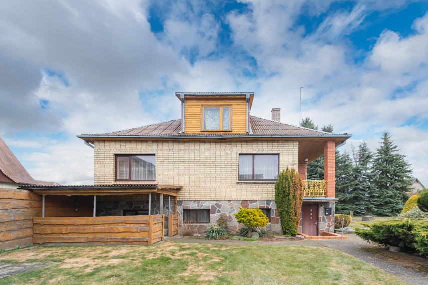 Parduodamas namas Kaštonų g., Josvainių mstl., Kėdainių r. sav., 202.94 m² ploto 5 kambariai 2