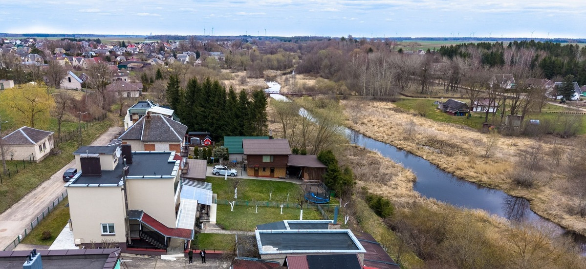 Parduodamas namas Slėnio g., Akmenės m., Akmenės r. sav., 234.86 m2 ploto, 2 aukštai 15
