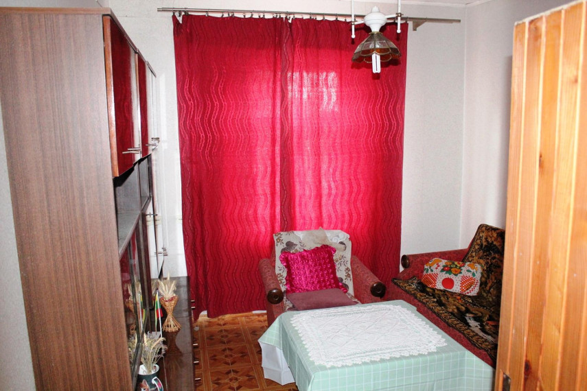 Parduodamas namas Bažnyčios g., Krekenavos mstl., Panevėžio r. sav., 75.00 m² ploto 3 kambariai 18