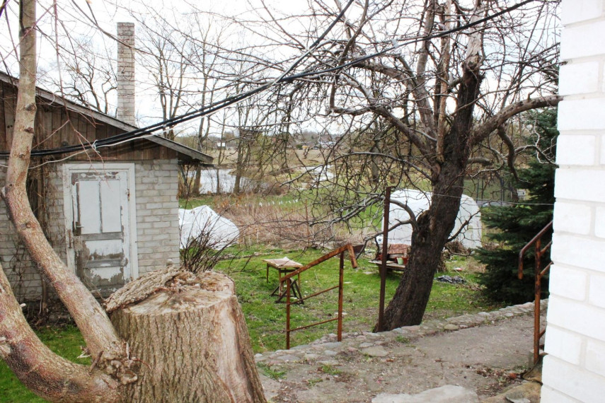 Parduodamas namas Bažnyčios g., Krekenavos mstl., Panevėžio r. sav., 75.00 m² ploto 3 kambariai 7