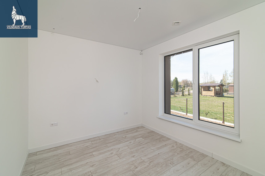 Parduodamas namas Užukulpio g., Kariotiškių k., Trakų r. sav., 113 m2 ploto, 1 aukštai 9
