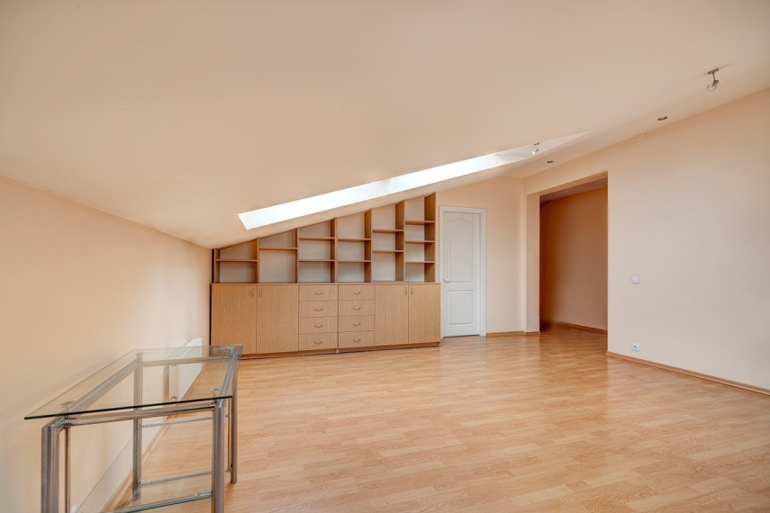 Nuomojamas butas Tolimoji g., Vilniaus m., Vilniaus m. sav., 60 m2 ploto, 2 kambariai 5