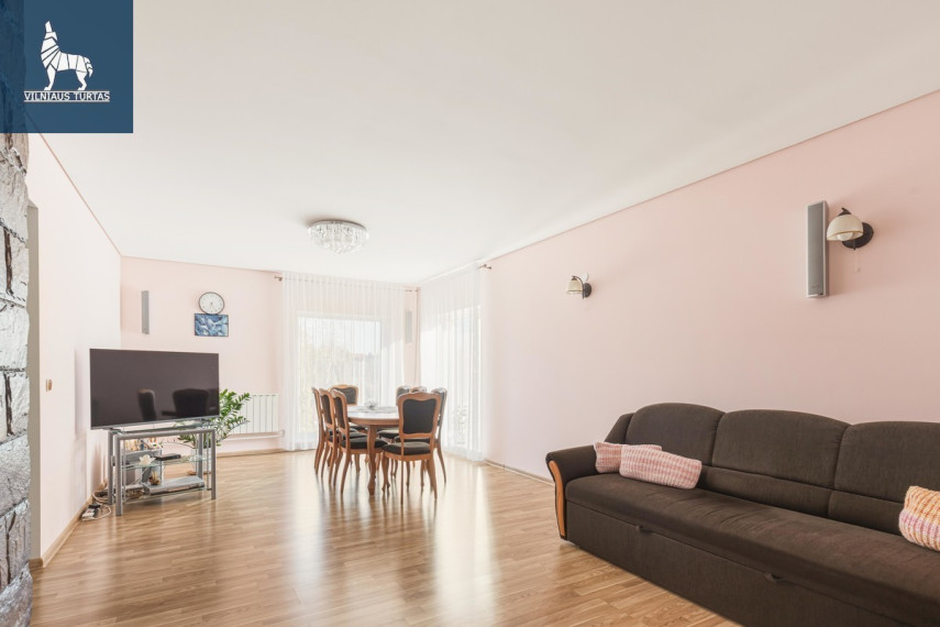 Parduodamas namas Rokantiškių g., Antakalnis, Vilniaus m., Vilniaus m. sav., 124.32 m2 ploto, 2 aukštai 4