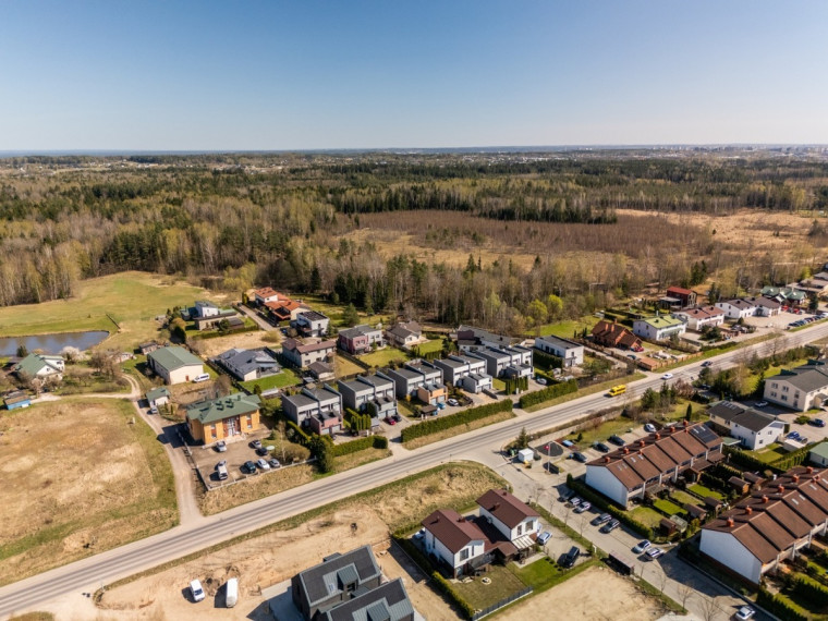 Parduodamas namas Motiejaus Valančiaus g., Bendorių k., Vilniaus r. sav., 157.7 m2 ploto, 2 aukštai 24