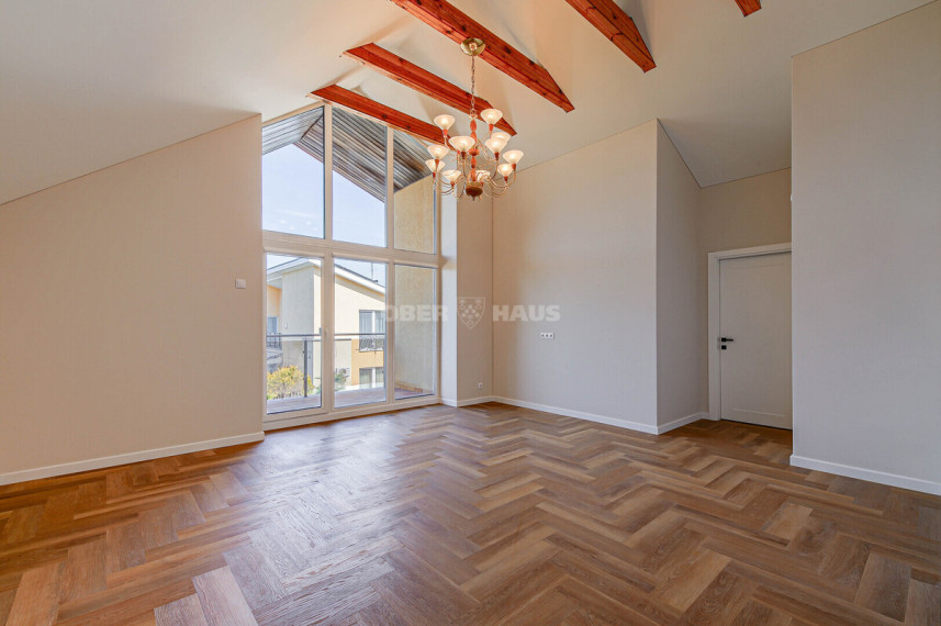 Parduodamas namas Kryžiokų g., Balsiai, Vilniaus m., Vilniaus m. sav., 276 m2 ploto, 2 aukštai 3
