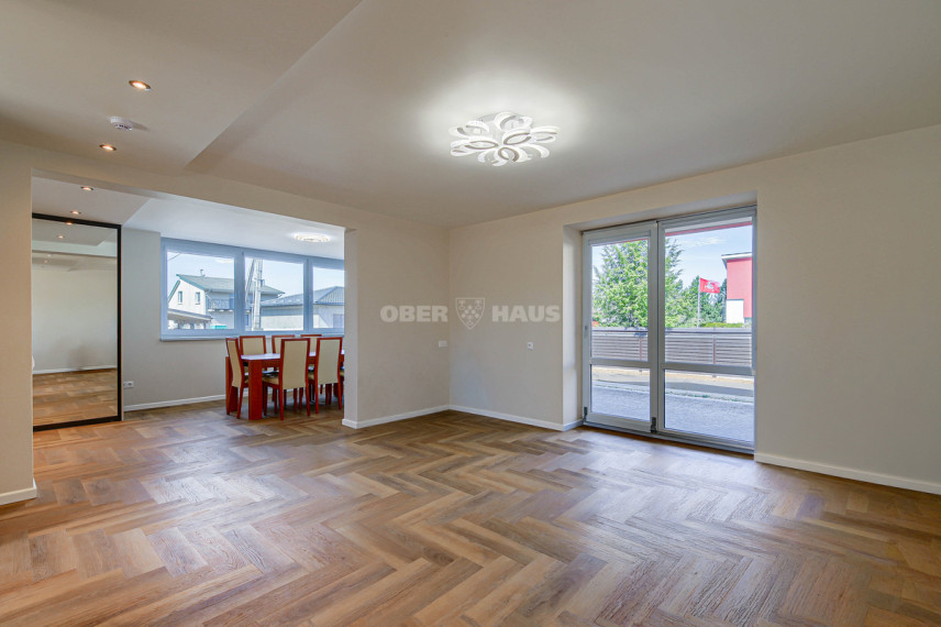 Parduodamas namas Kryžiokų g., Balsiai, Vilniaus m., Vilniaus m. sav., 276 m2 ploto, 2 aukštai 4