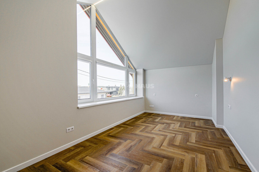 Parduodamas namas Kryžiokų g., Balsiai, Vilniaus m., Vilniaus m. sav., 276 m2 ploto, 2 aukštai 12