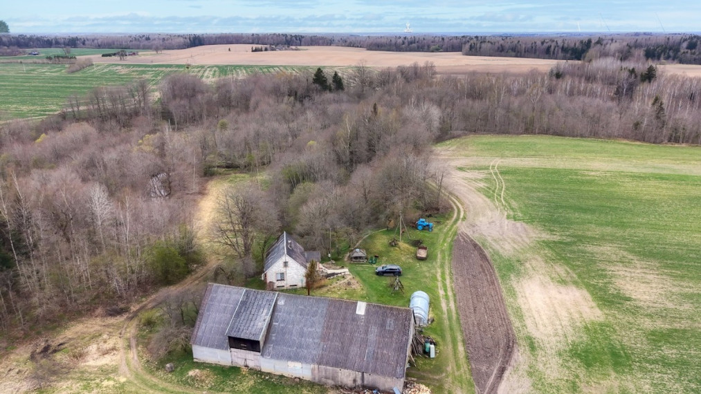 Parduodamas namas Skuodo r. sav., Laumaičių k., Miško, 68.5 m2 ploto, 1 aukštai 4