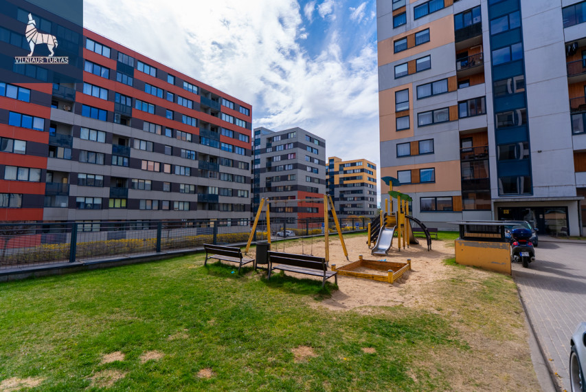 Parduodamas butas Perkūnkiemio g., Pašilaičiai, Vilniaus m., Vilniaus m. sav., 40.44 m2 ploto, 2 kambariai 18