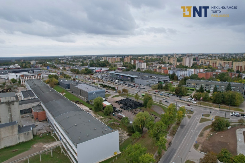 PREKYBOS-SANDĖLIAVIMO PATALPOS, SU RAMPA IR KELTUVU 23