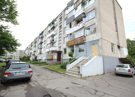 Parduodamas butas Žalgirio g., Centras, Šiaulių m., Šiaulių m. sav., 25.48 m2 ploto, 1 kambariai Parduodamas butas Žalgirio g., Centras, Šiaulių m., Šiaulių m. sav., 25.48 m2 ploto, 1 kambariai