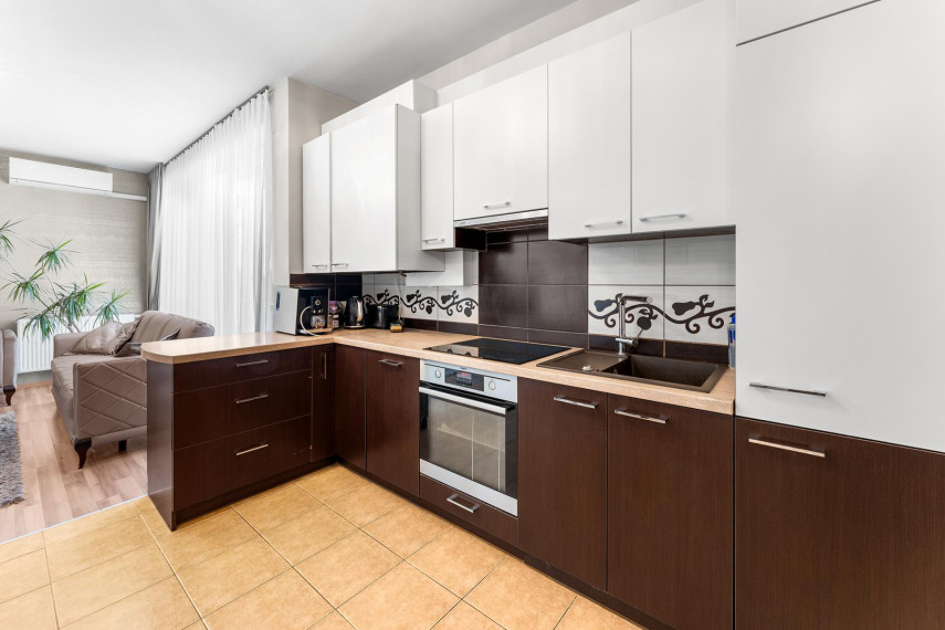 Nuomojamas butas Šiaulių m., Šiaulių m. sav., 154.56 m² ploto 5 kambariai 2