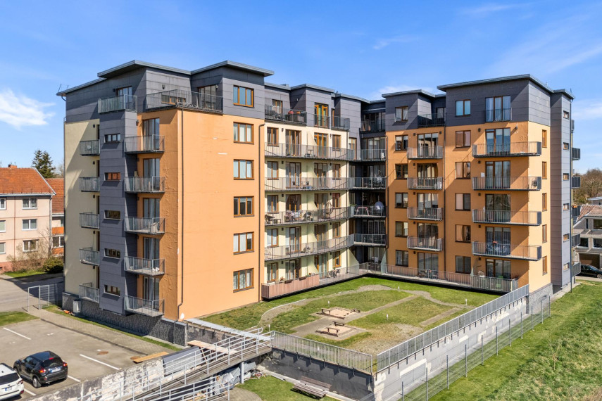 Nuomojamas butas Šiaulių m., Šiaulių m. sav., 154.56 m² ploto 5 kambariai 34