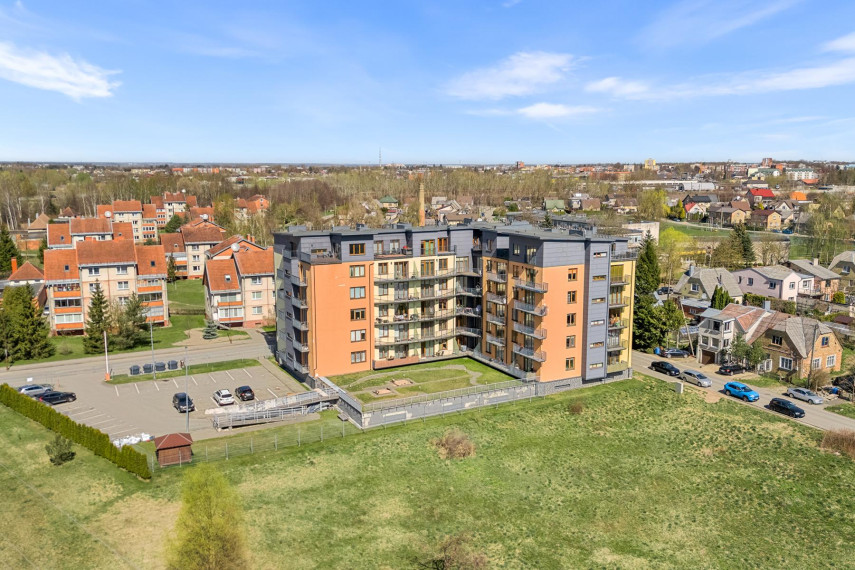 Nuomojamas butas Šiaulių m., Šiaulių m. sav., 154.56 m² ploto 5 kambariai 35